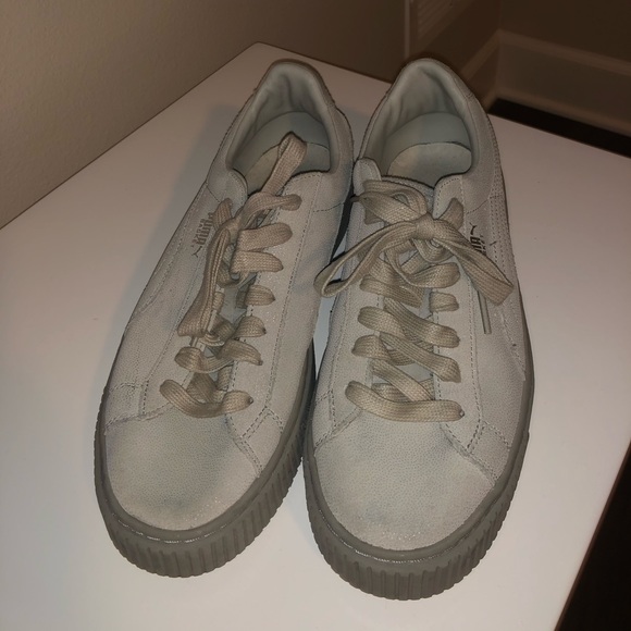 Puma - Picture 3 of 4